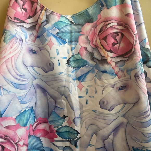 Pretty Unicorn Pullover - Picture 3 of 9